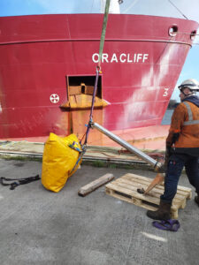 ORACLIFF - replacement of bow thruster