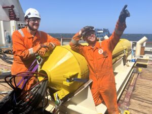 The internal pile cutting tool for abrasive waterjet cutting of jacket piles